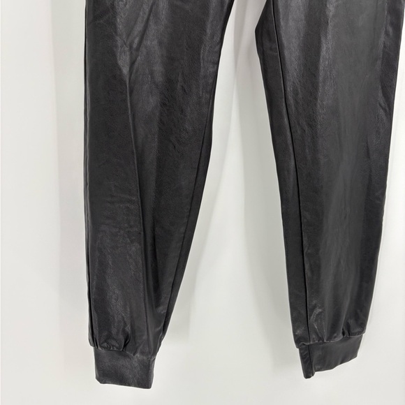 Commando Black Faux Leather Jogger Pants Relaxed Fit Stretch Taper Leg small - Picture 5 of 14